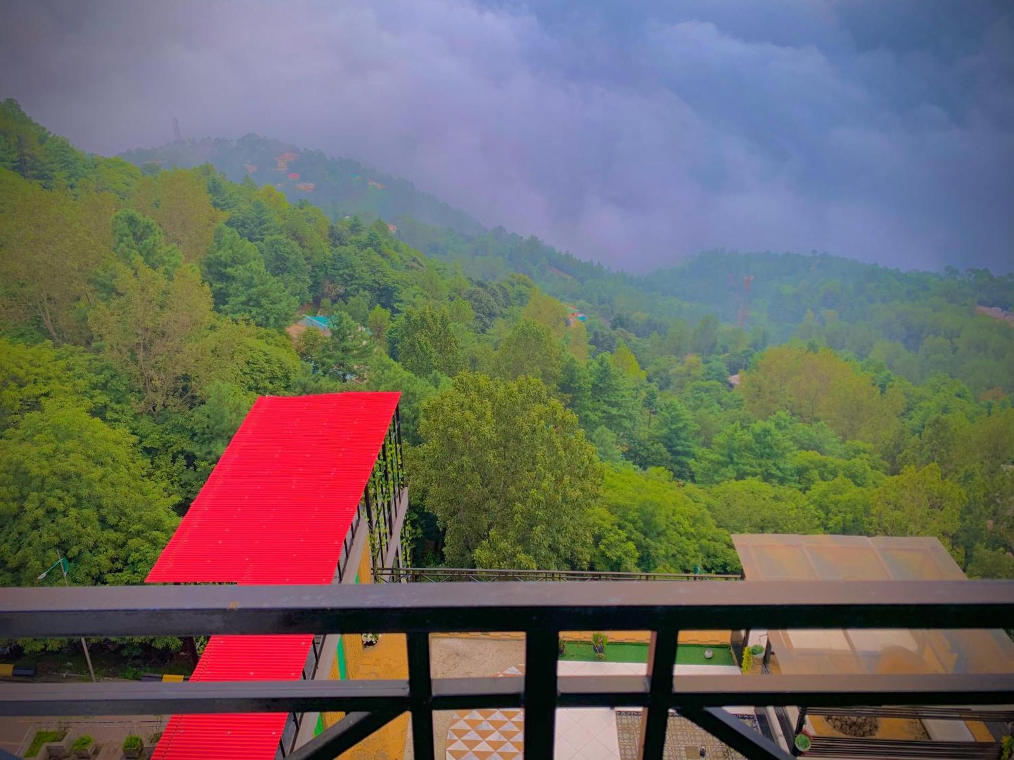The Bliss Avenue Hotels Murree Exterior photo
