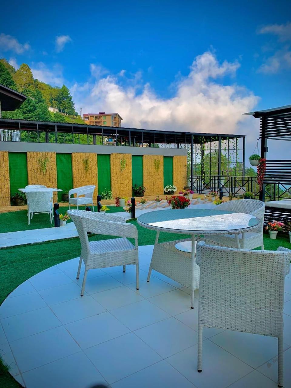 The Bliss Avenue Hotels Murree Exterior photo